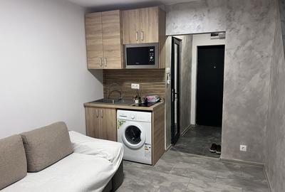 Garsonieră decomandată în Central - 7