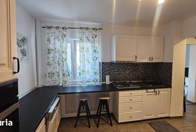 Apartament cu 2 camere semidecomandat în Tineretului