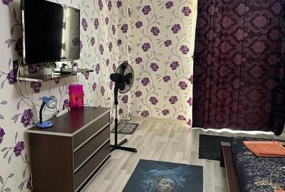 Apartament cu 2 camere decomandat în Borhanci