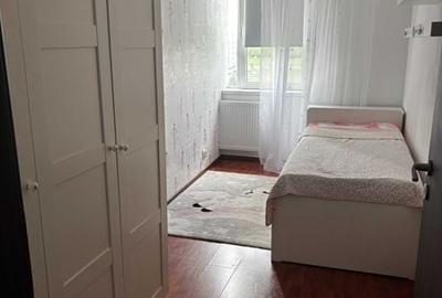 Apartament cu 2 camere decomandat în Valea Oltului