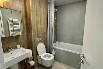 Apartament cu 2 camere decomandat în Tractorul - 2
