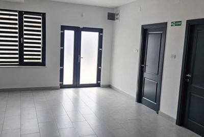 Casă cu 3 camere în Central
