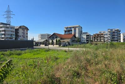 Teren Construcții intravilan de 250 mp, în Nord - 3