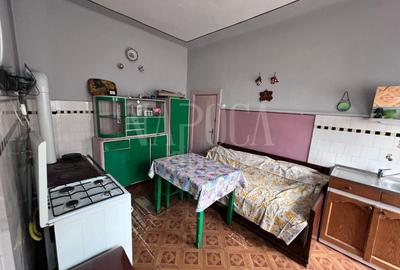 Casă individuală cu 4 camere cu Canalizare în Central - 5
