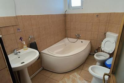Apartament cu 2 camere decomandat în Fălticeni - 4