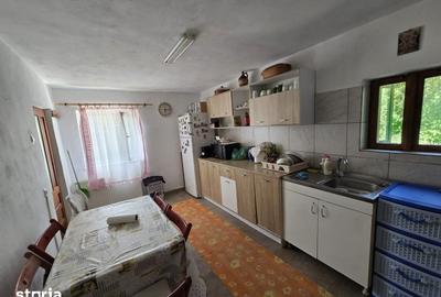 Casă cu 3 camere cu Teren 586 Mp în Central - 16