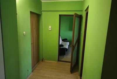 Apartament cu 2 camere decomandat în Faleză