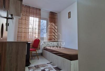 Apartament cu 3 camere semidecomandat în Dacia - 1