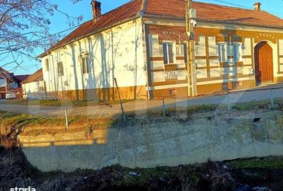 Casă cu 4 camere în Ileni - 3