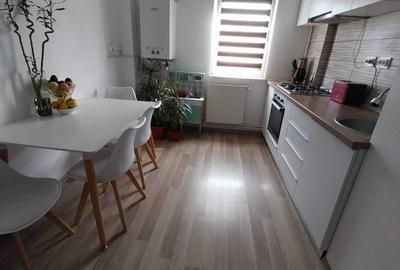 Apartament cu 4 camere în Est - 1