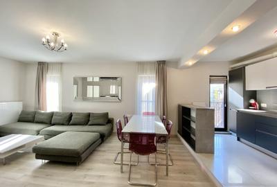 Apartament cu 3 camere semidecomandat, mobilat în Central
