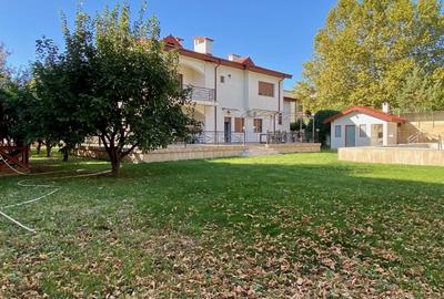 Casă individuală cu 8 camere cu Garaj în Băneasa - 3