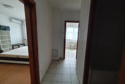 Garsonieră decomandată, mobilată în Tineretului - 2