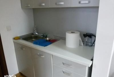 Spațiu comercial, de 72 mp, în Central