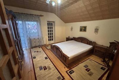 Casă cu 4 camere cu Teren 650 Mp în Grădiște - 8