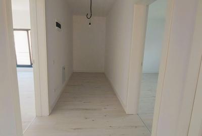 Casă individuală cu 5 camere cu Canalizare în Periferie - 28