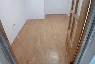 Casă cu Teren 200 Mp în Central