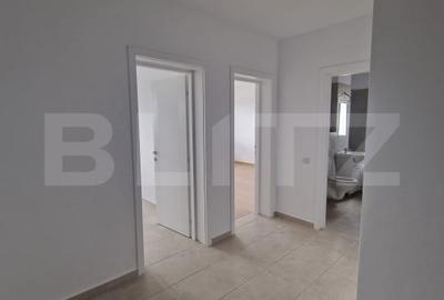 Apartament cu 3 camere decomandat în Sânpetru