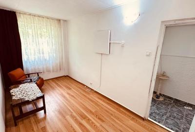 Apartament cu 2 camere decomandat în Astra - 5