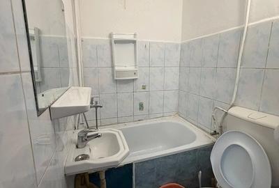 Garsonieră semidecomandată în Brâncoveanu