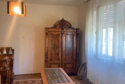 Casă cu Teren 700 Mp în Central