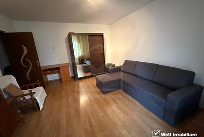 Garsonieră decomandată, mobilată în Plopilor - 1