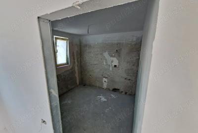 Casă cu 4 camere în Central - 2