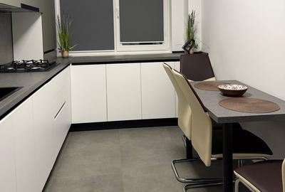 Apartament cu 2 camere decomandat, mobilat în Metalurgiei