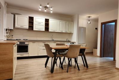 Apartament cu 2 camere semidecomandat, mobilat în Lazaret