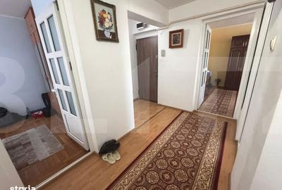Apartament cu 3 camere decomandat, mobilat în Central - 1