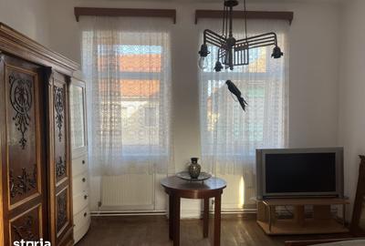 Casă cu 4 camere cu Teren 360 Mp în Central - 4