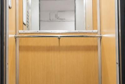 Apartament cu 4 camere decomandat în Pantelimon