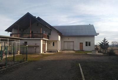 Casă cu 4 camere cu Teren 177 Mp în Mitocu Dragomirnei - 5