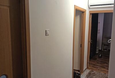 Apartament cu 3 camere decomandat în Hudum - 1