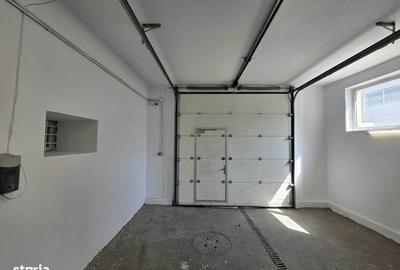 Spațiu comercial, de 200 mp, în Central