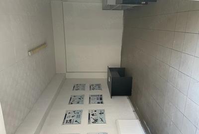 Spațiu comercial, de 33 mp, în Central