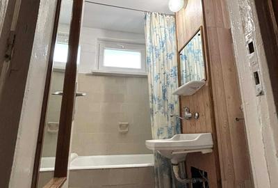 Apartament cu 3 camere decomandat în Exterior Vest - 1