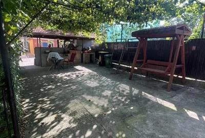 Casă cu Teren 270 Mp în Central