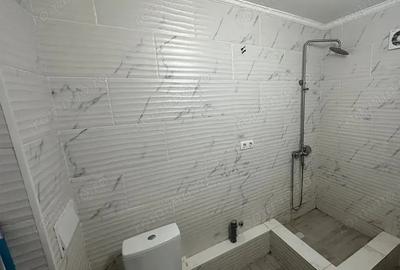 Garsonieră decomandată în Lipovei