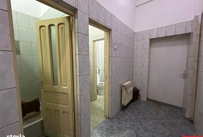 Spațiu comercial, de 230 mp, în Central