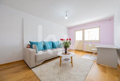 Apartament cu 2 camere decomandat în Tractorul