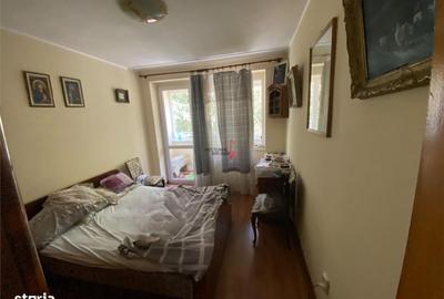 Apartament cu 3 camere semidecomandat în Vatra Luminoasă