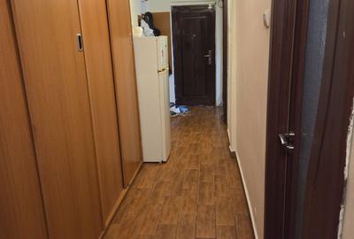 Apartament cu 3 camere decomandat în Rovine - 16