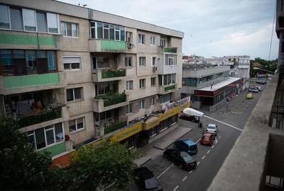 Apartament cu 2 camere decomandat în Exterior Vest - 3