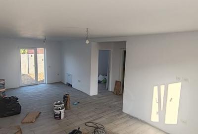 Casă cu 3 camere în Vârteju