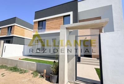 Casă individuală cu 5 camere cu Canalizare în Berceni