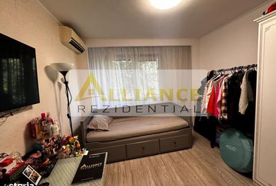 Apartament cu 3 camere decomandat în Apărătorii Patriei