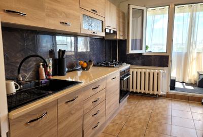Apartament cu 4 camere semidecomandat în Berceni - 8