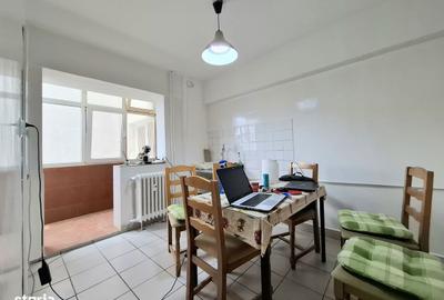 Apartament cu 4 camere decomandat în Amzei - 4