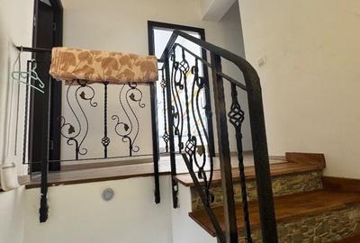 Casă cu 3 camere în Prelungirea Ghencea - 15